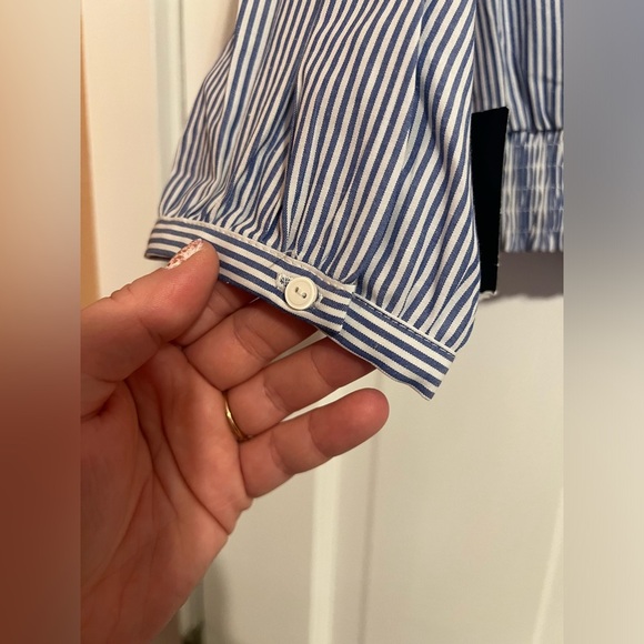 #6 ZARA • VERTICAL PINSTRIPE •BLOUSE NWT - Picture 5 of 7